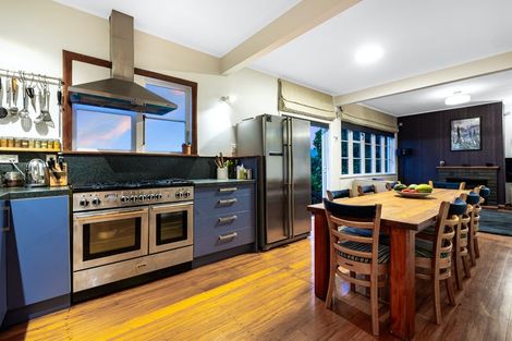 Photo of property in 7 Himalaya Crescent, Khandallah, Wellington, 6035