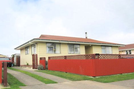 Photo of property in 13 Mccorkindale Street, Feilding, 4702
