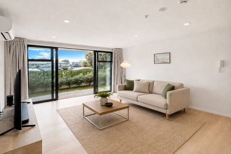 Photo of property in 2/388 Hibiscus Coast Highway, Orewa, 0931