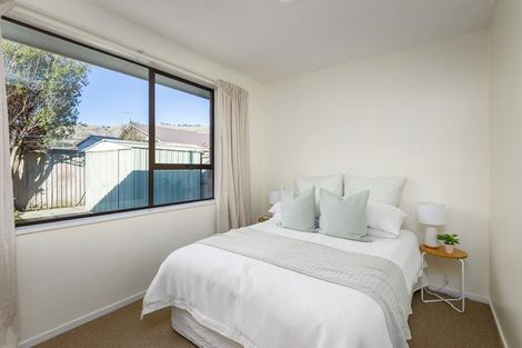 Photo of property in 2/26 Mauger Drive, Heathcote Valley, Christchurch, 8022