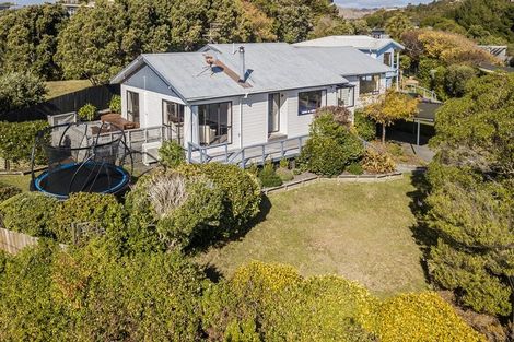 Photo of property in 54 Kahu Road, Paremata, Porirua, 5024