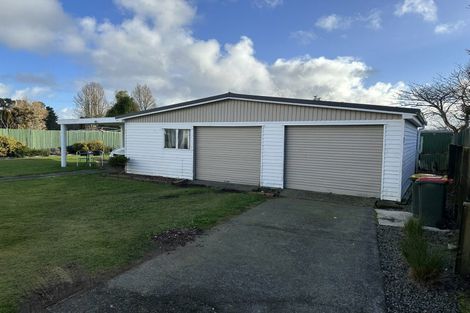 Photo of property in 21 Castle Street, Eltham, 4322