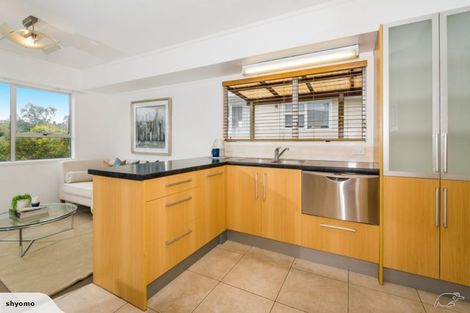 Photo of property in 1/124 Deep Creek Road, Torbay, Auckland, 0630