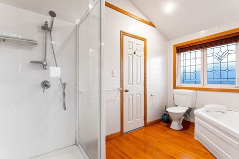 Photo of property in 1/14 Kiteroa Terrace, Rothesay Bay, Auckland, 0630