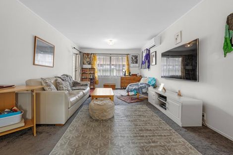 Photo of property in 5/13 Seabrook Avenue, New Lynn, Auckland, 0600