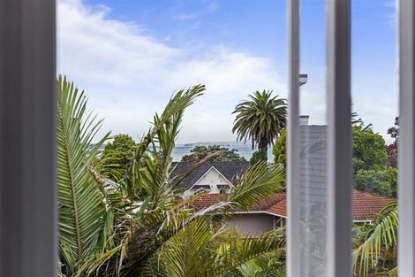 Photo of property in 1/248 Hurstmere Road, Takapuna, Auckland, 0622