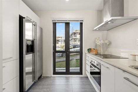 Photo of property in 9/10 Silver Moon Road, Albany Heights, Auckland, 0632