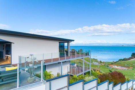 Photo of property in 6 Talisman Heights, Kaiteriteri, Motueka, 7197
