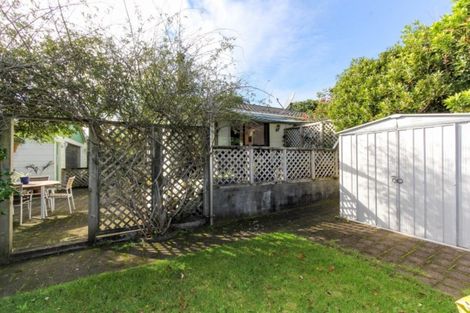 Photo of property in 42 Glamis Avenue, Bell Block, New Plymouth, 4312