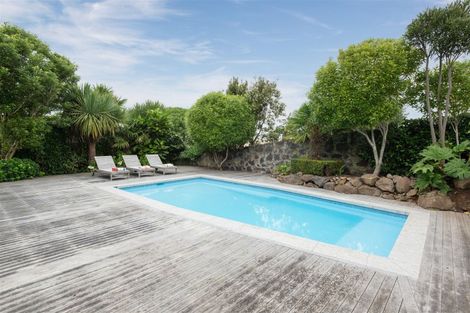 Photo of property in 45 Taylors Mistake Road, Scarborough, Christchurch, 8081