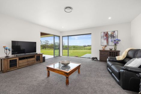 Photo of property in 15 Magnolia Tree Way, Kerikeri, 0294