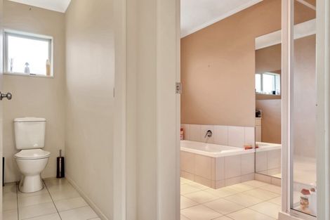 Photo of property in 15 Golden Courie Close, Papamoa Beach, Papamoa, 3118