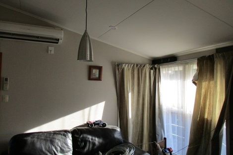 Photo of property in 85 Hamilton Street, East Gore, Gore, 9710