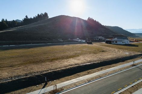 Photo of property in 10 Lake Mckay Drive, Luggate, 9382