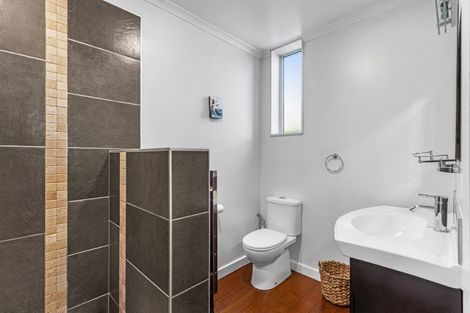 Photo of property in 19 Abbotts Place, Avonhead, Christchurch, 8042