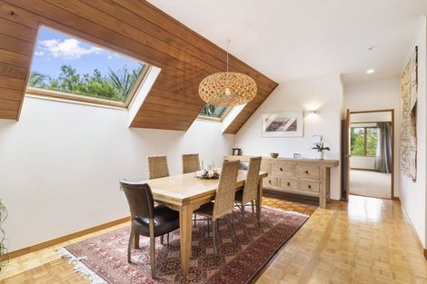 Photo of property in 132 Churchill Road, Rothesay Bay, Auckland, 0630