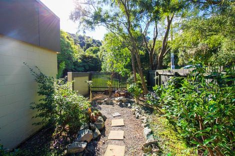 Photo of property in 1/63 Cheviot Road, Lowry Bay, Lower Hutt, 5013