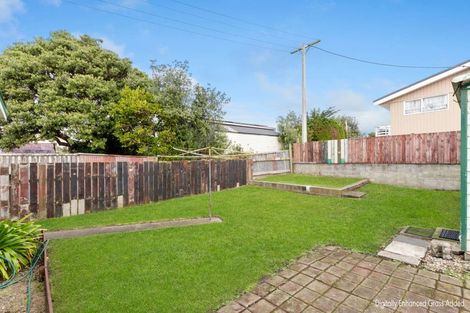 Photo of property in 77a Matai Street, Castlecliff, Whanganui, 4501
