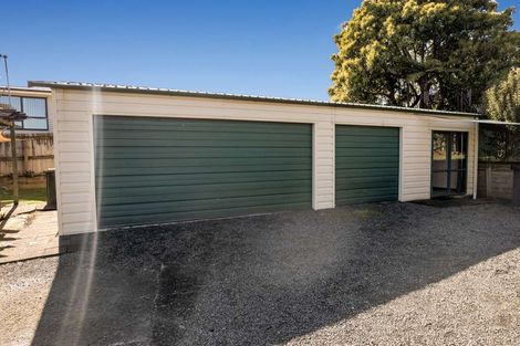 Photo of property in 17 Howden Street, Waiuku, 2123