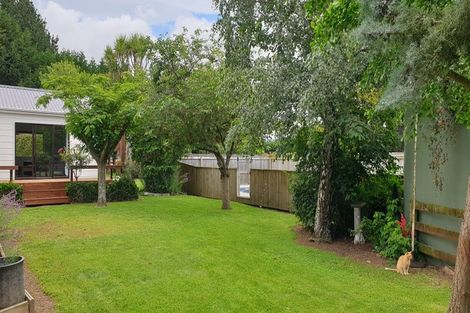 Photo of property in 17 Charlotte Street, Takapau, 4203