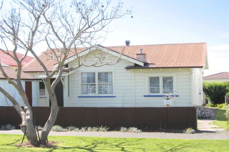 Photo of property in 16 Wellington Street, Te Hapara, Gisborne, 4010