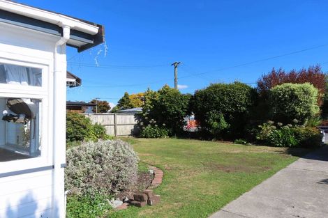 Photo of property in 63 Aorangi Road, Bryndwr, Christchurch, 8053