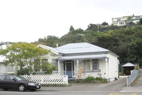 Photo of property in 135 Carlyle Street, Napier South, Napier, 4110