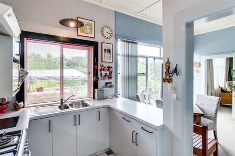 Photo of property in 14 Enfield Road, Hospital Hill, Napier, 4110