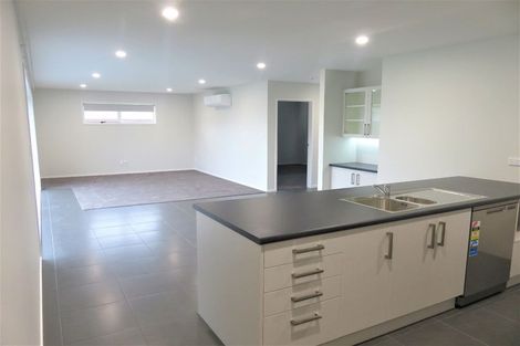 Photo of property in 16 Drovers Way, Frimley, Hastings, 4120