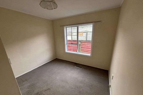 Photo of property in 167b Wainuiomata Road, Wainuiomata, Lower Hutt, 5014
