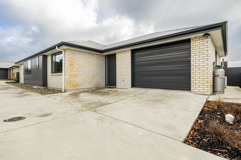 Photo of property in 79 Severn Street, Clifton, Invercargill, 9812