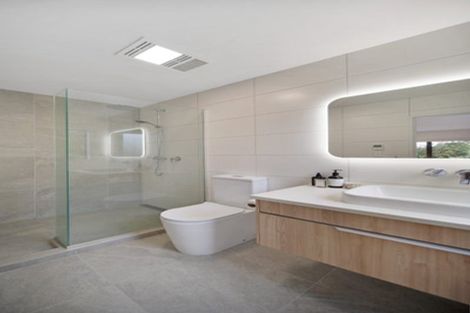 Photo of property in 40a Gills Road, Bucklands Beach, Auckland, 2014