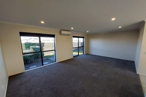 Photo of property in 30 Brian Keogh Lane, Wigram, Christchurch, 8025