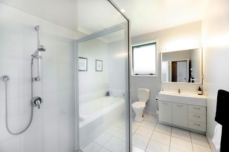 Photo of property in 17 Maurice Stanton Place, Shirley, Christchurch, 8052