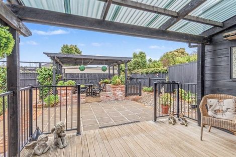 Photo of property in 18 Godwin Crescent, College Estate, Whanganui, 4500