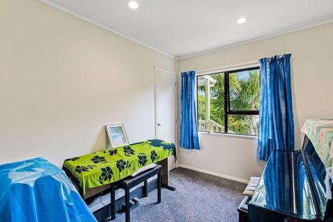 Photo of property in 60 Brian Crescent, Stanmore Bay, Whangaparaoa, 0932