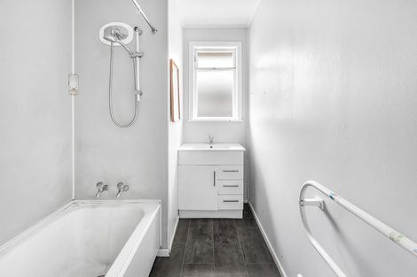 Photo of property in 32 Carrington Avenue, Hillcrest, Hamilton, 3216