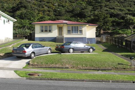 Photo of property in 49 Judd Crescent, Naenae, Lower Hutt, 5011
