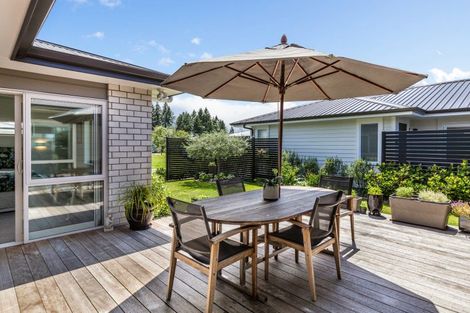 Photo of property in 8 Maison Way, Rangatira Park, Taupo, 3330