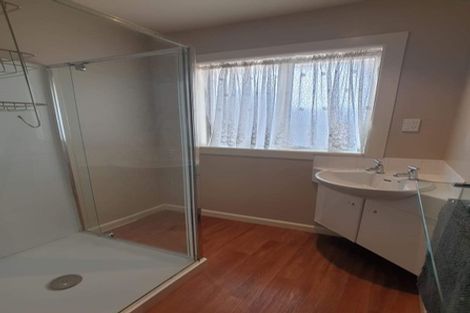 Photo of property in 37 Acacia Avenue, Upper Riccarton, Christchurch, 8041