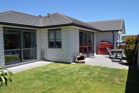 Photo of property in 29 Lakeview Quay, Pyes Pa, Tauranga, 3112