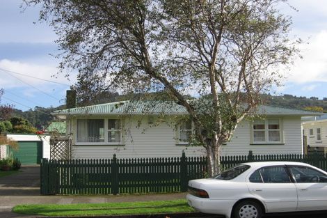 Photo of property in 19 Mcdonald Street, Taita, Lower Hutt, 5011