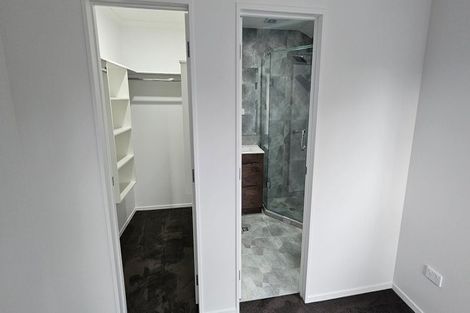 Photo of property in 12a Blease Street, New Lynn, Auckland, 0600