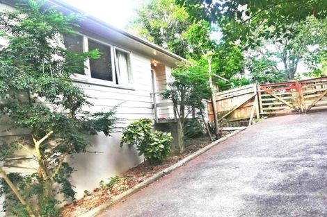 Photo of property in 35 Takapu Street, Henderson, Auckland, 0612