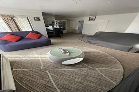 Photo of property in 13 Reyland Close, Weymouth, Auckland, 2103