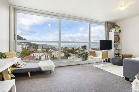 Photo of property in 6/24 Patanga Crescent, Thorndon, Wellington, 6011