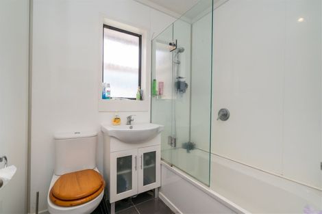 Photo of property in 11 Waldron Crescent, Green Island, Dunedin, 9018