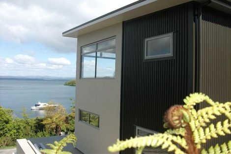 Photo of property in 856b Wily Terrace, Acacia Bay, Taupo, 3330