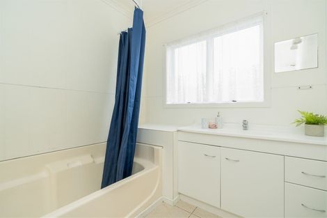 Photo of property in 337 Cambridge Road, Hillcrest, Hamilton, 3216