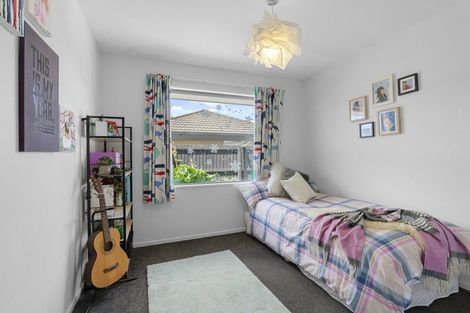 Photo of property in 15 Whitau Place, Marshland, Christchurch, 8083